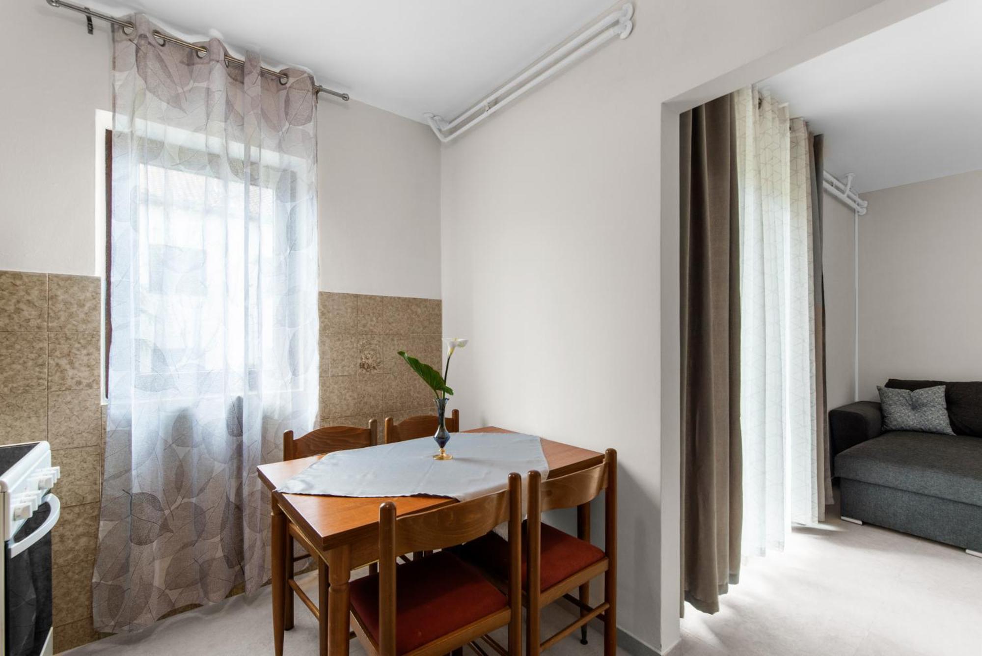 Apartman Feniks *
